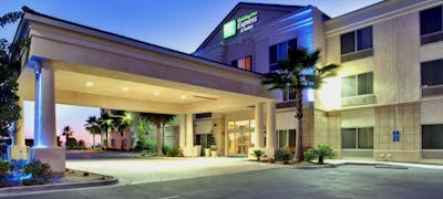 Holiday Inn Express Hotel & Suites San Diego Otay Mesa