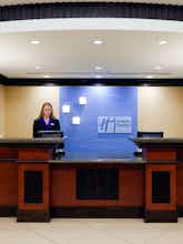 Hotel Holiday Inn Express Hotel & Suites Saraland photo 3