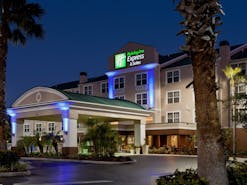 Holiday Inn Express Hotel & Suites Sarasota East