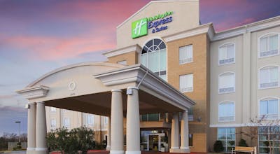 Holiday Inn Express Hotel & Suites Sherman