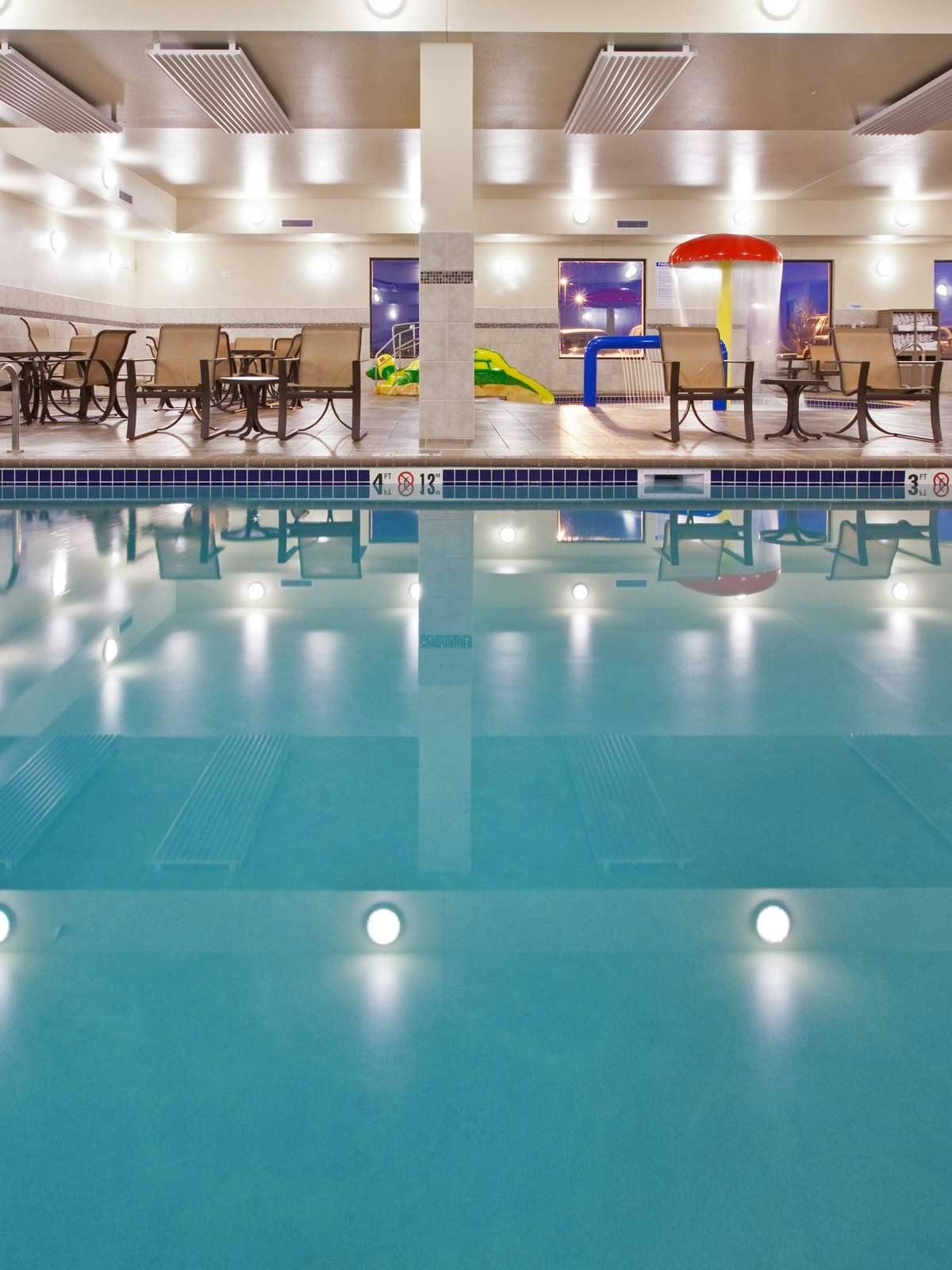 Hotel Holiday Inn Express Hotel & Suites Sioux Falls Southwest photo 4