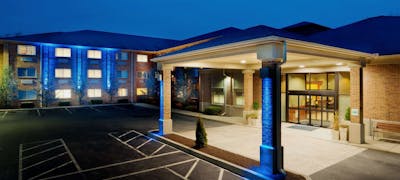 Holiday Inn Express Hotel & Suites Smithfield Providence