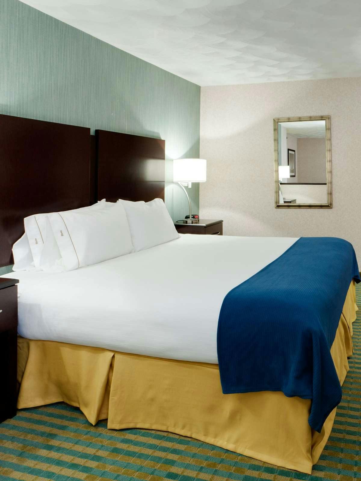 Hotel Holiday Inn Express Hotel & Suites Smithfield Providence photo 1