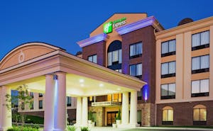 Holiday Inn Express Hotel & Suites Smyrna