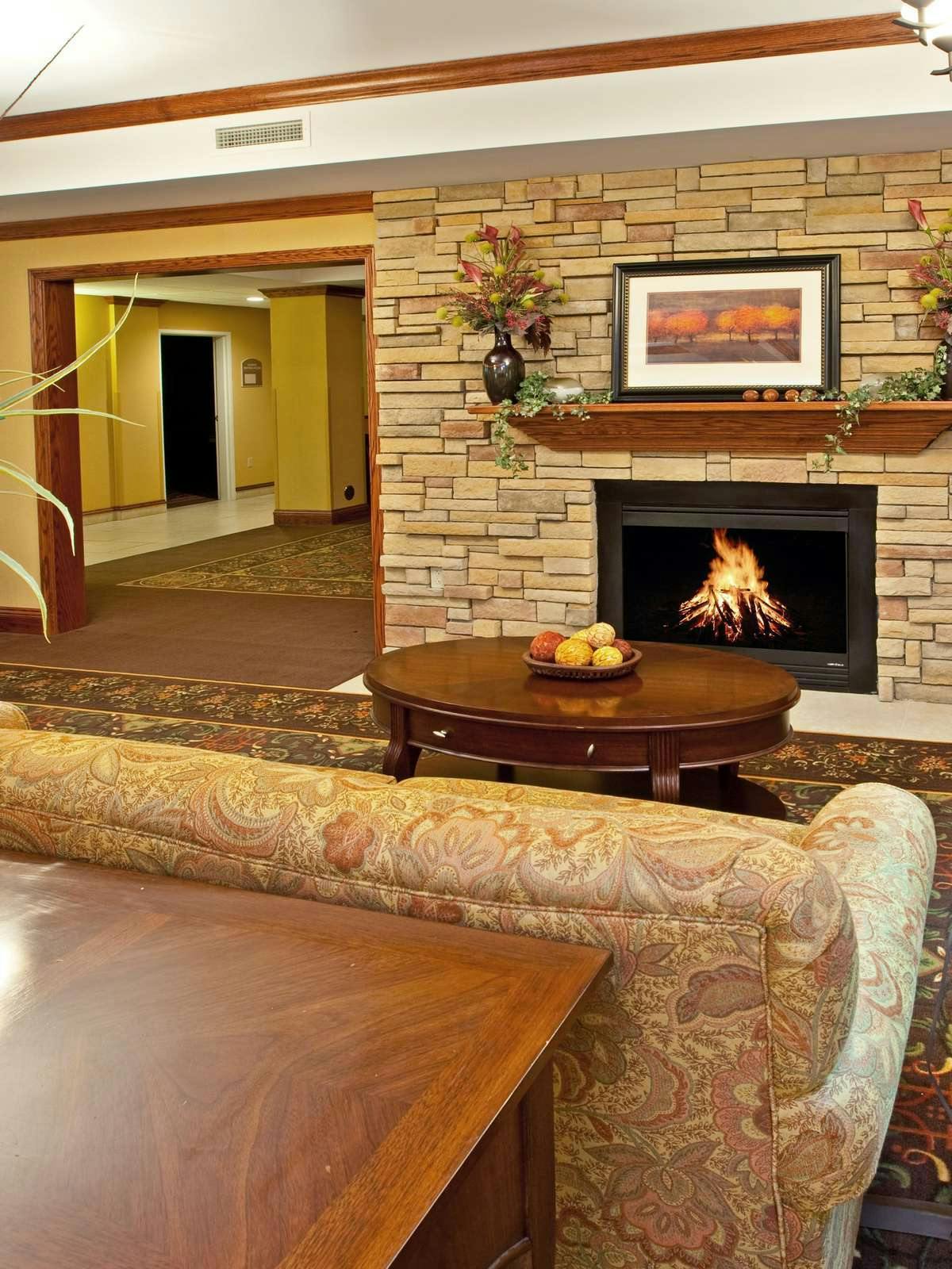 Hotel Holiday Inn Express Hotel & Suites Vandalia photo 4