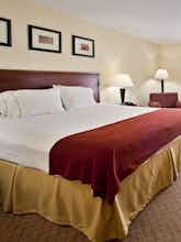 Hotel Holiday Inn Express St Petersburg North photo 1