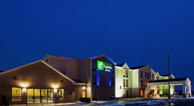 Holiday Inn Express Hotel & Suites Streetsboro