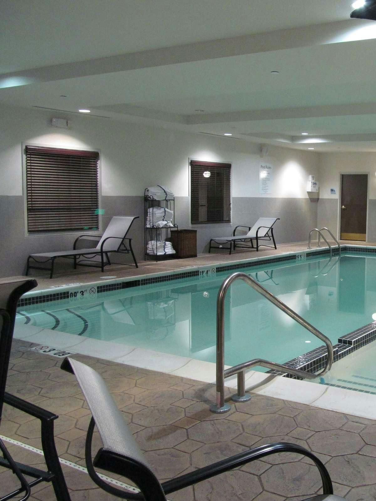 Hotel Holiday Inn Express Hotel & Suites Stroudsburg Poconos photo 4