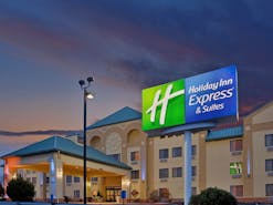 Holiday Inn Express Hotel & Suites St. Louis West Fenton