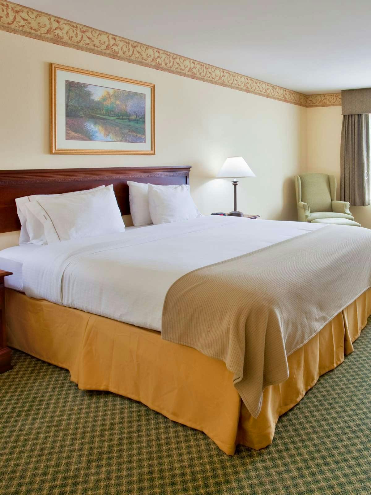 Hotel Holiday Inn Express Hotel & Suites St. Louis West O'Fallon photo 1