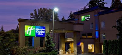 Holiday Inn Express Hotel & Suites Surrey