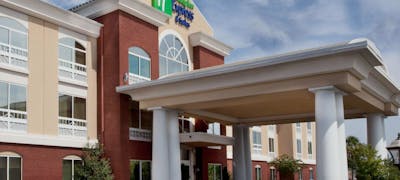 Holiday Inn Express Hotel & Suites Sumter