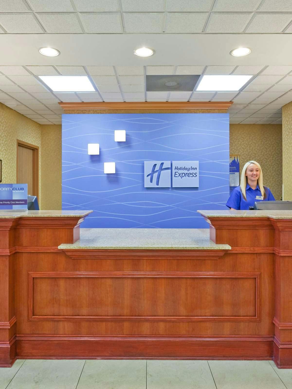 Hotel Holiday Inn Express Hotel & Suites Vicksburg photo 5