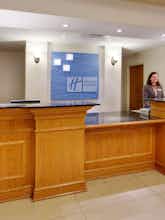 Hotel Holiday Inn Express Hotel & Suites Victor photo 5