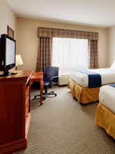 Hotel Holiday Inn Express Hotel & Suites Victor photo 2