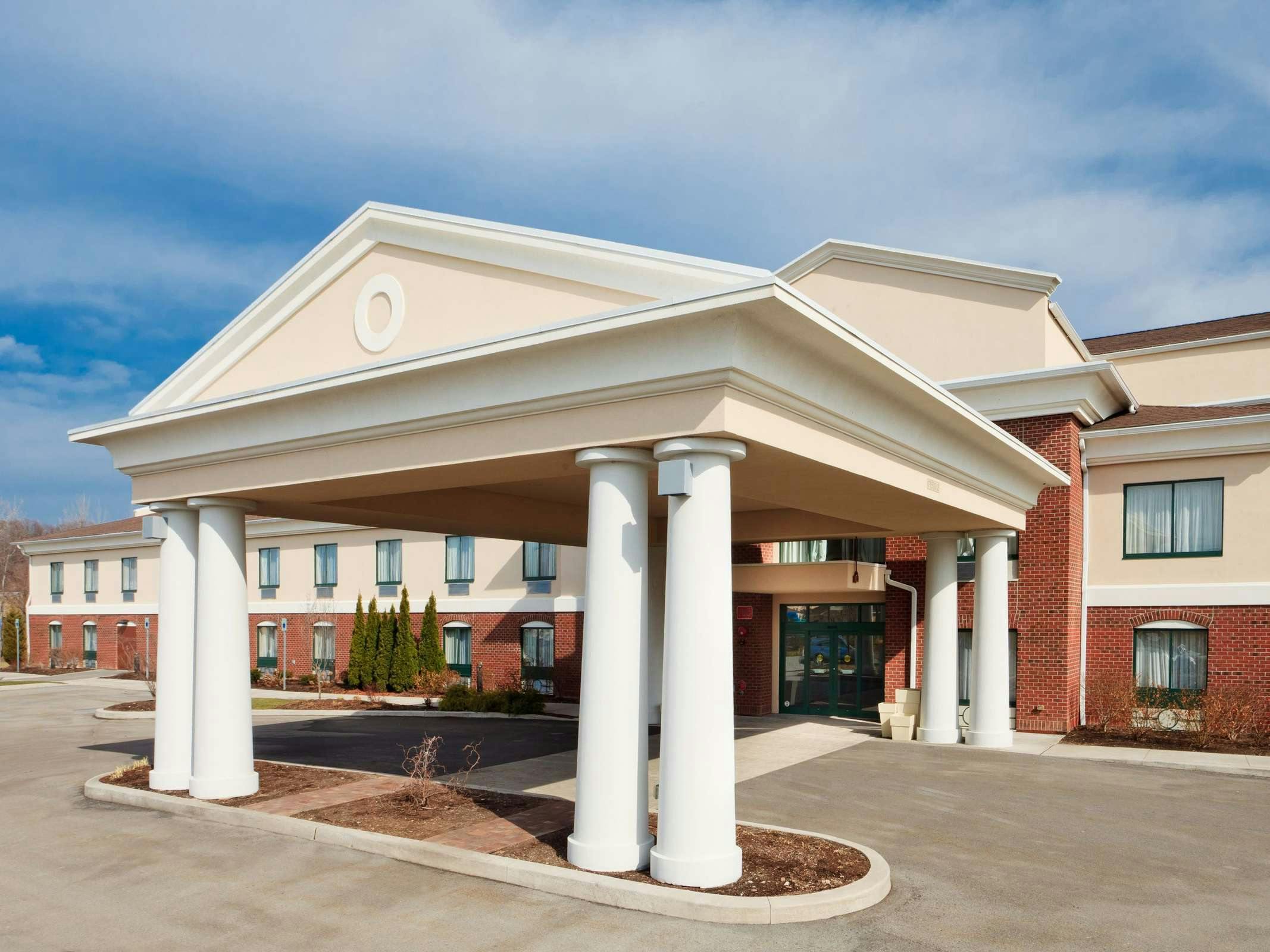 Holiday Inn Express Hotel & Suites Victor