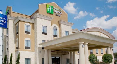 Holiday Inn Express Hotel & Suites Victoria