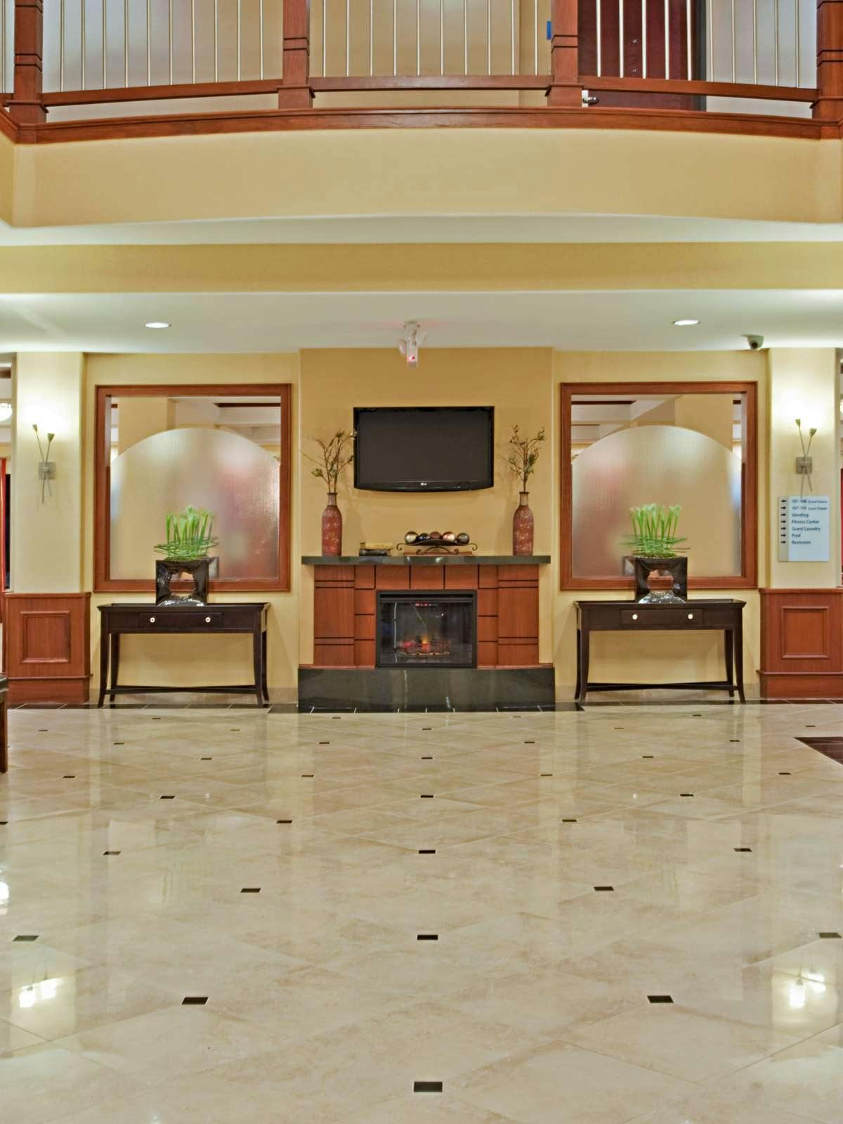 Hotel Holiday Inn Express Hotel & Suites Vidor South photo 3