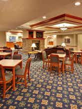 Hotel Holiday Inn Express Hotel & Suites Vermillion photo 5