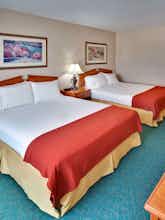 Hotel Holiday Inn Express Hotel & Suites Vermillion photo 1