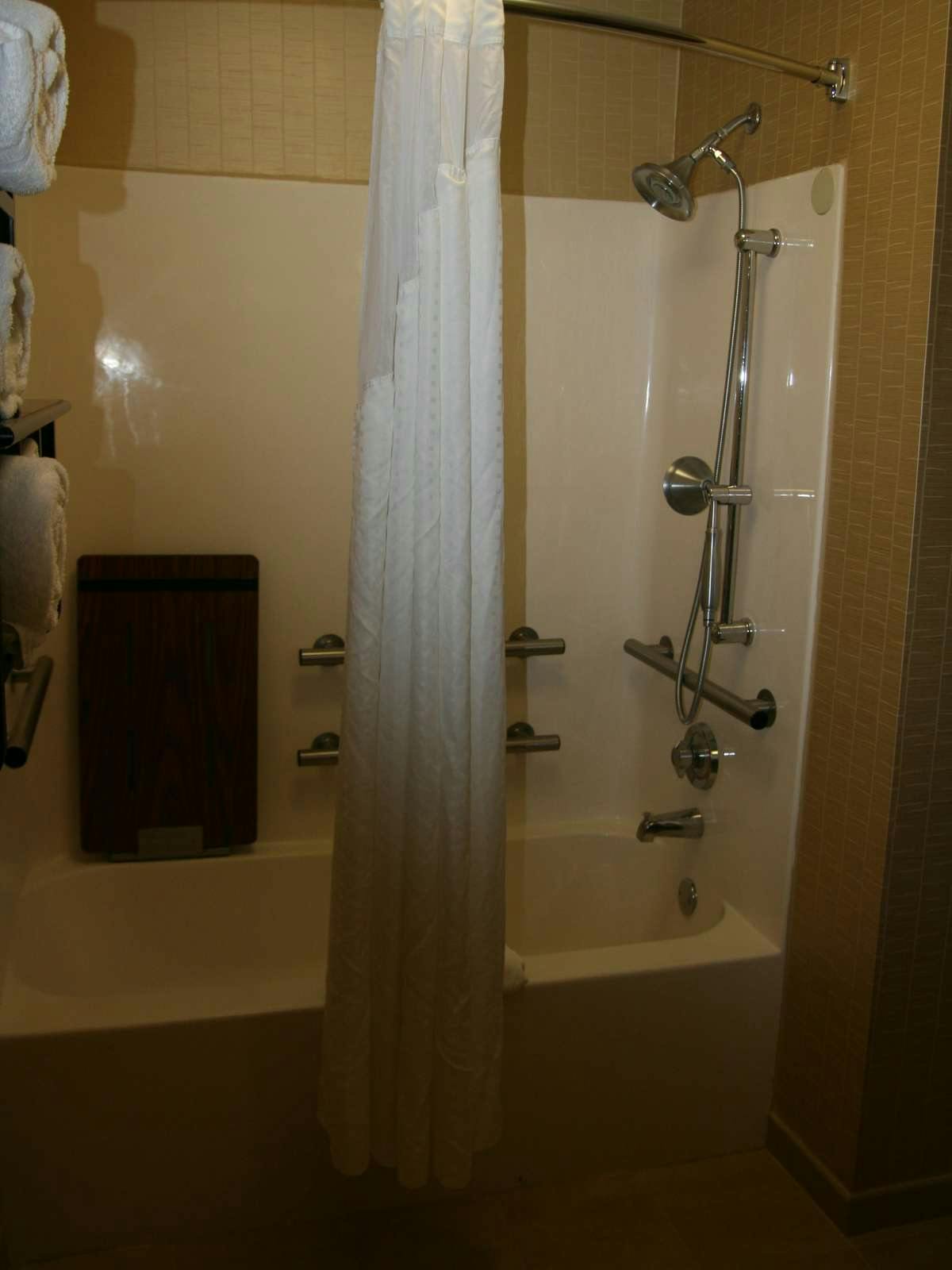 Hotel Holiday Inn Express Hotel & Suites Vineland Millville photo 3