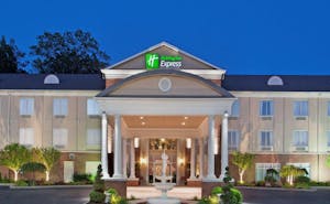 Holiday Inn Express Hotel & Suites Warren