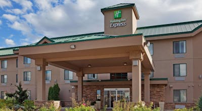 Holiday Inn Express Hotel & Suites Vernon