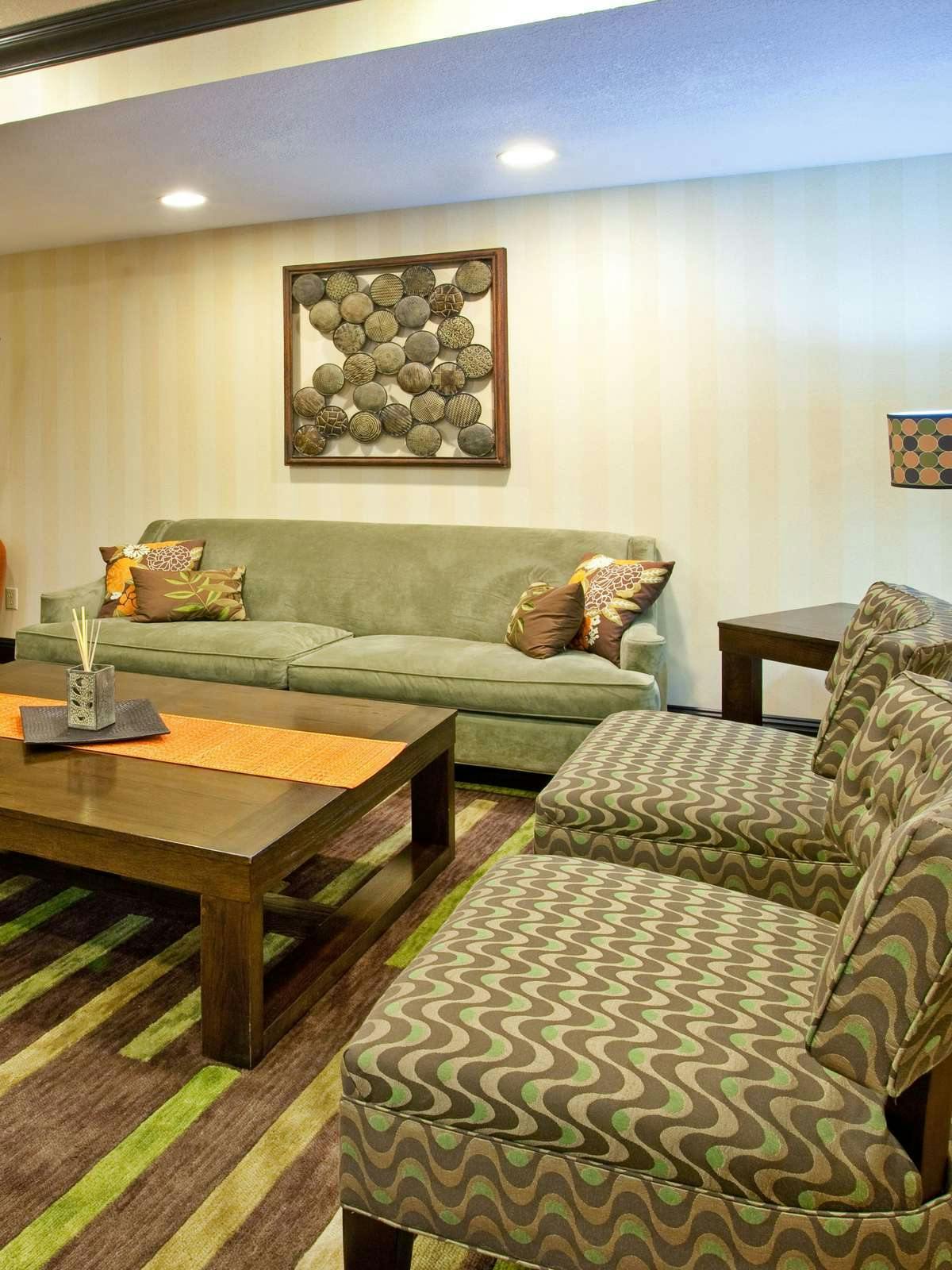 Hotel Holiday Inn Express Hotel & Suites Wabash photo 3