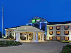 Holiday Inn Express Hotel & Suites Wadsworth