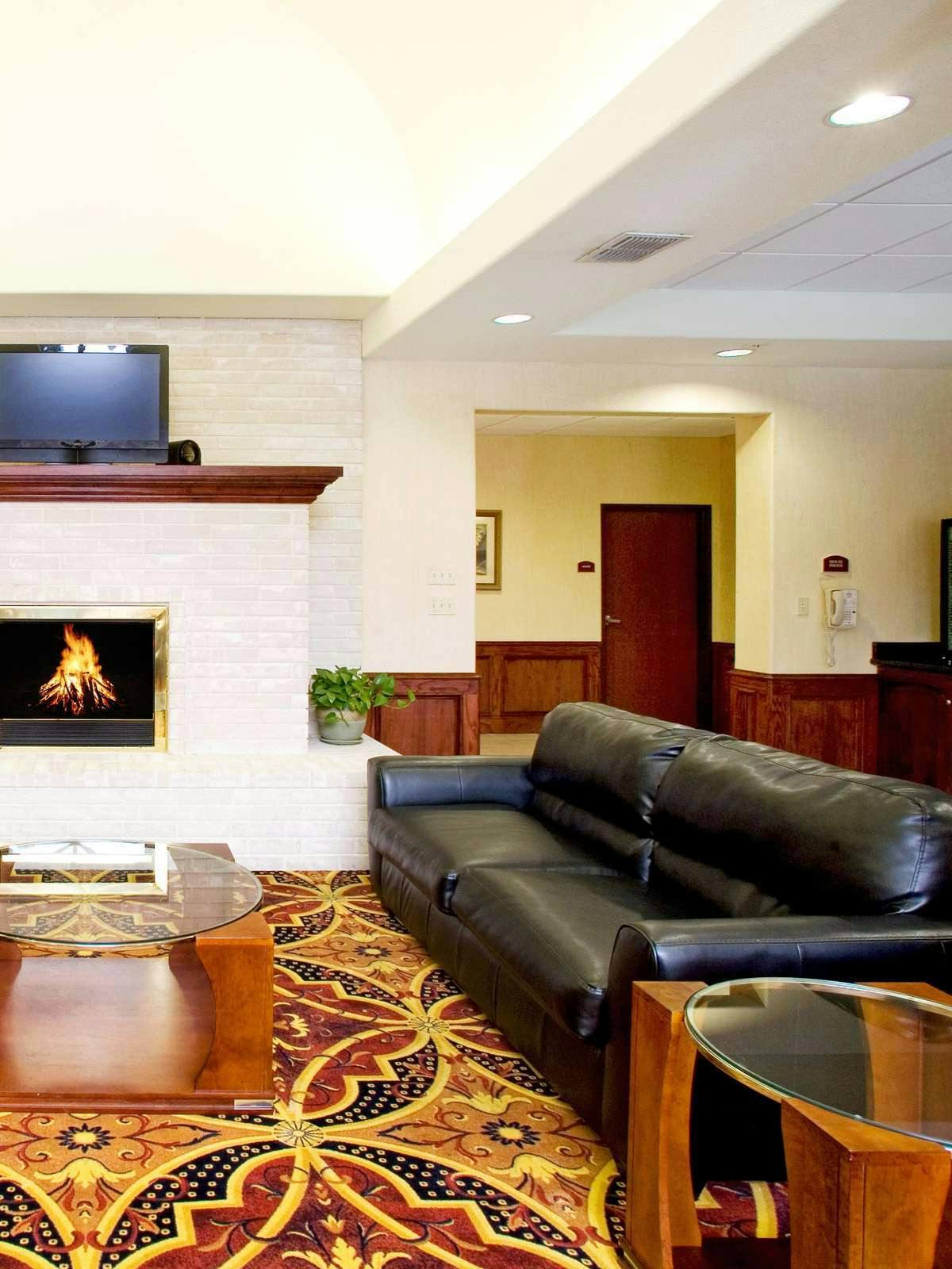 Hotel Holiday Inn Express Hotel & Suites Weslaco photo 4