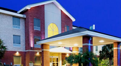 Holiday Inn Express Hotel & Suites Weslaco