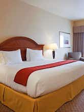 Hotel Holiday Inn Express Hotel & Suites Wausau photo 1