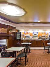 Hotel Holiday Inn Express Hotel & Suites Waterford photo 5