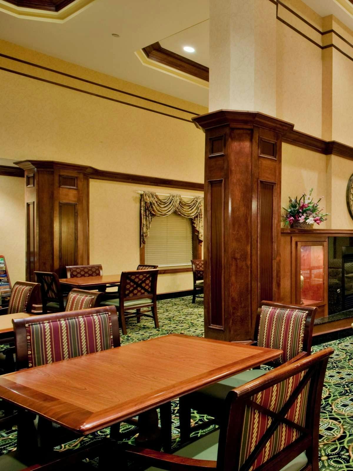 Hotel Holiday Inn Express & Suites Williamsburg photo 5