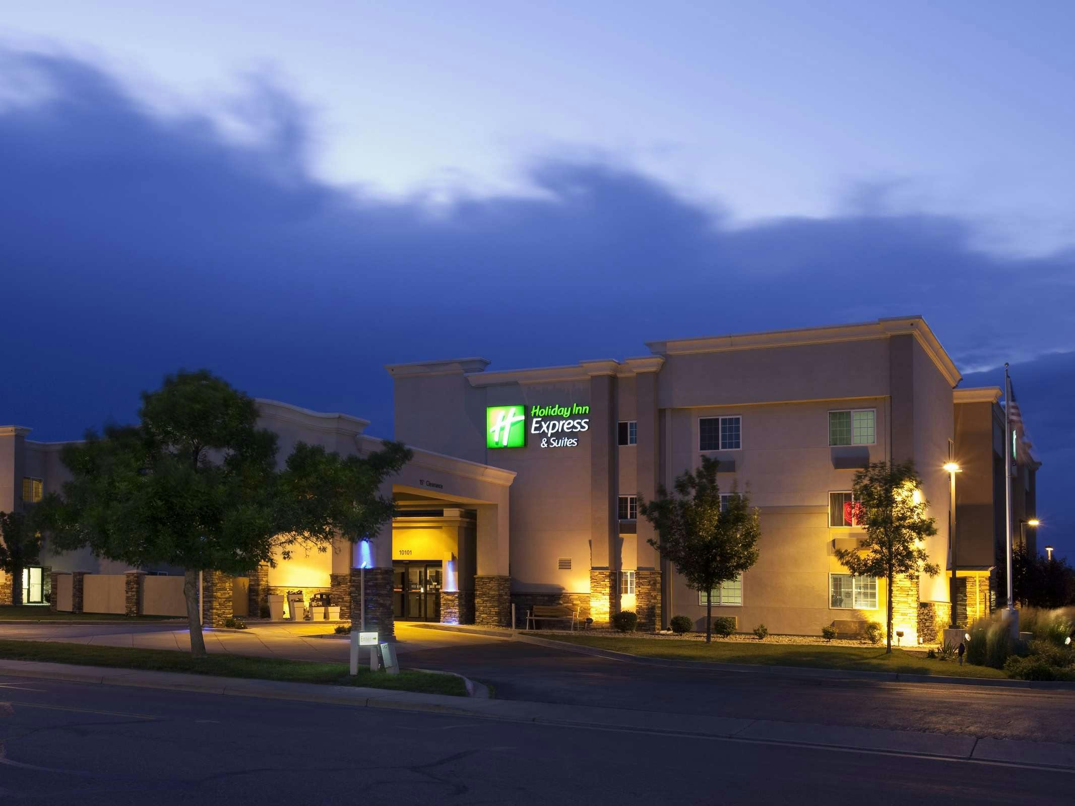Holiday Inn Express Hotel & Suites Wheat Ridge