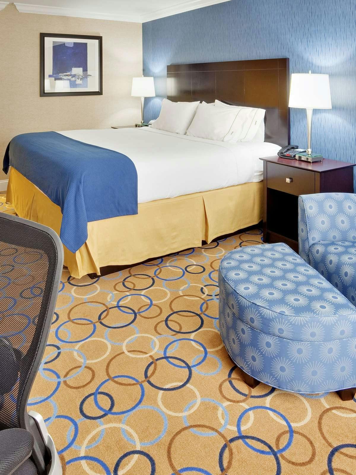 Hotel Holiday Inn Express Hotel & Suites Williamsport photo 1