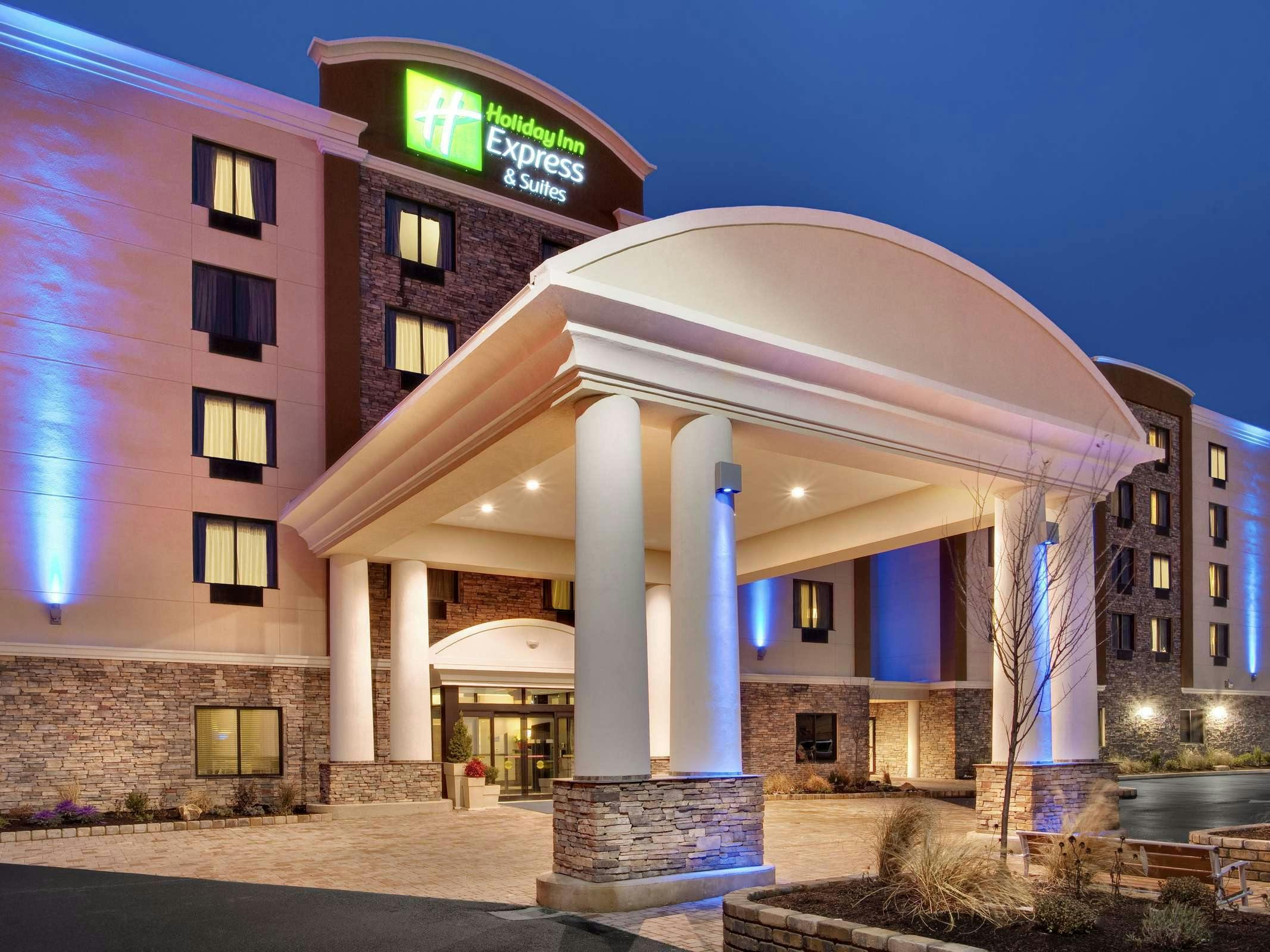 Holiday Inn Express Hotel & Suites Williamsport