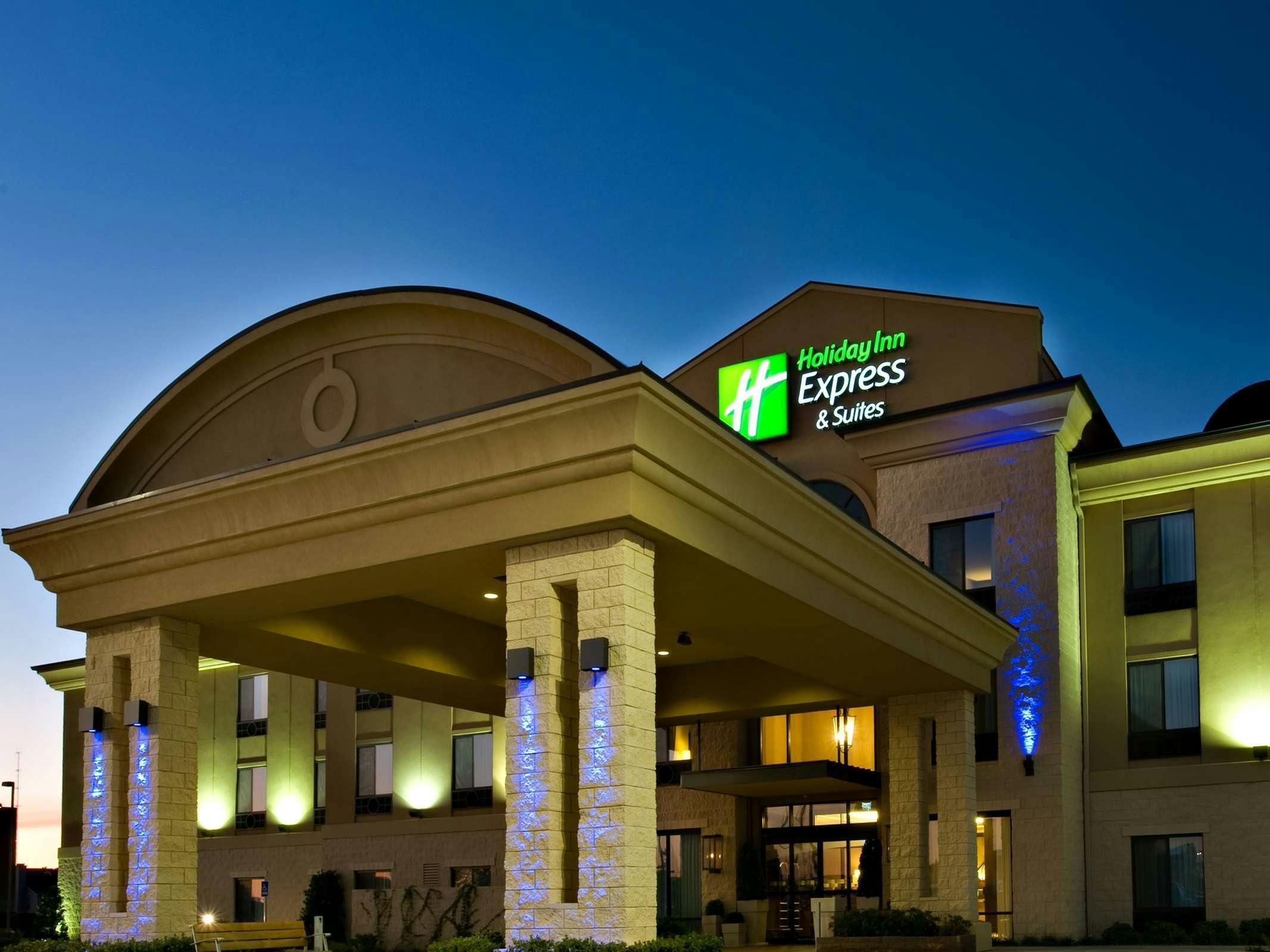 Holiday Inn Express Hotel & Suites Wichita Falls
