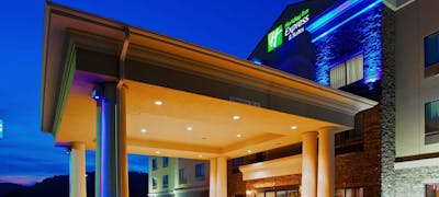 Holiday Inn Express Hotel & Suites Weston