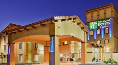 Holiday Inn Express Hotel & Suites Willows