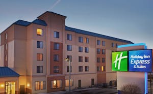 Holiday Inn Express Hotel & Suites Woonsocket