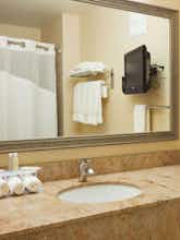 Hotel Holiday Inn Express Hotel & Suites Winona photo 3