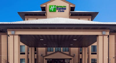 Holiday Inn Express Hotel & Suites Winner