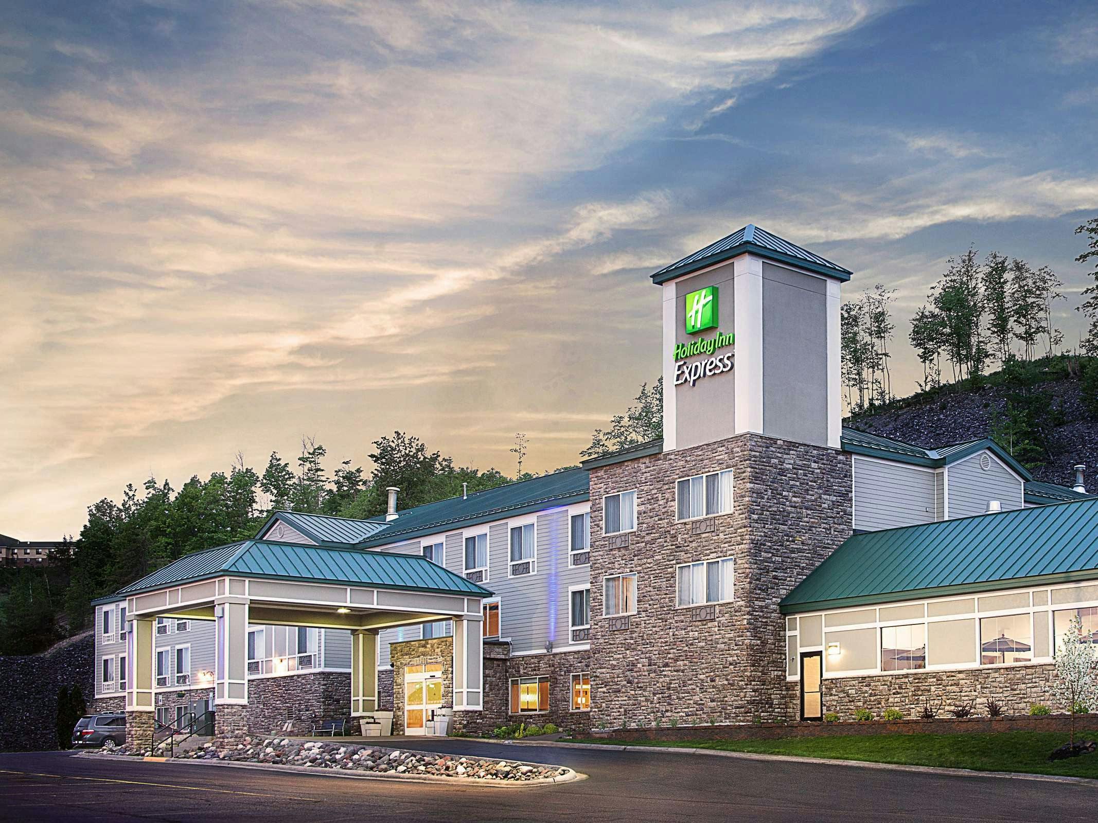 Holiday Inn Express Houghton
