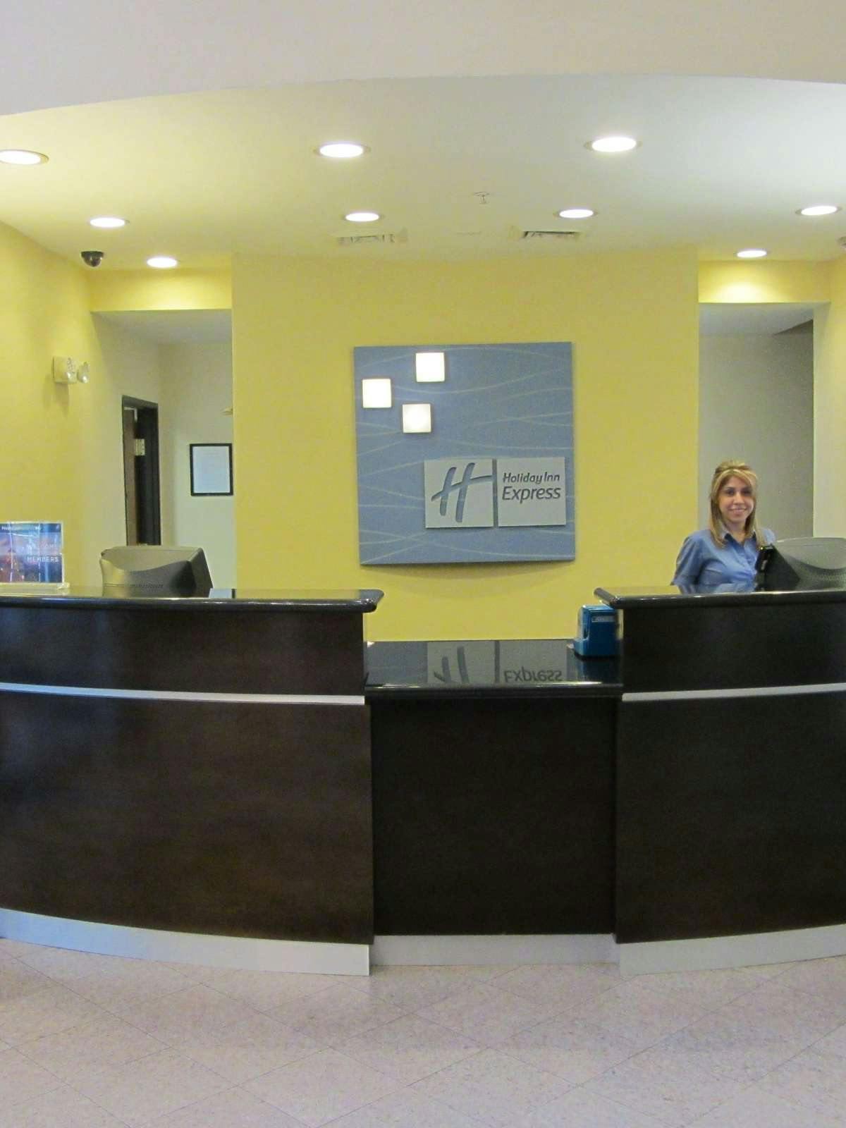 Hotel Holiday Inn Express Houston Downtown Convention Center photo 3