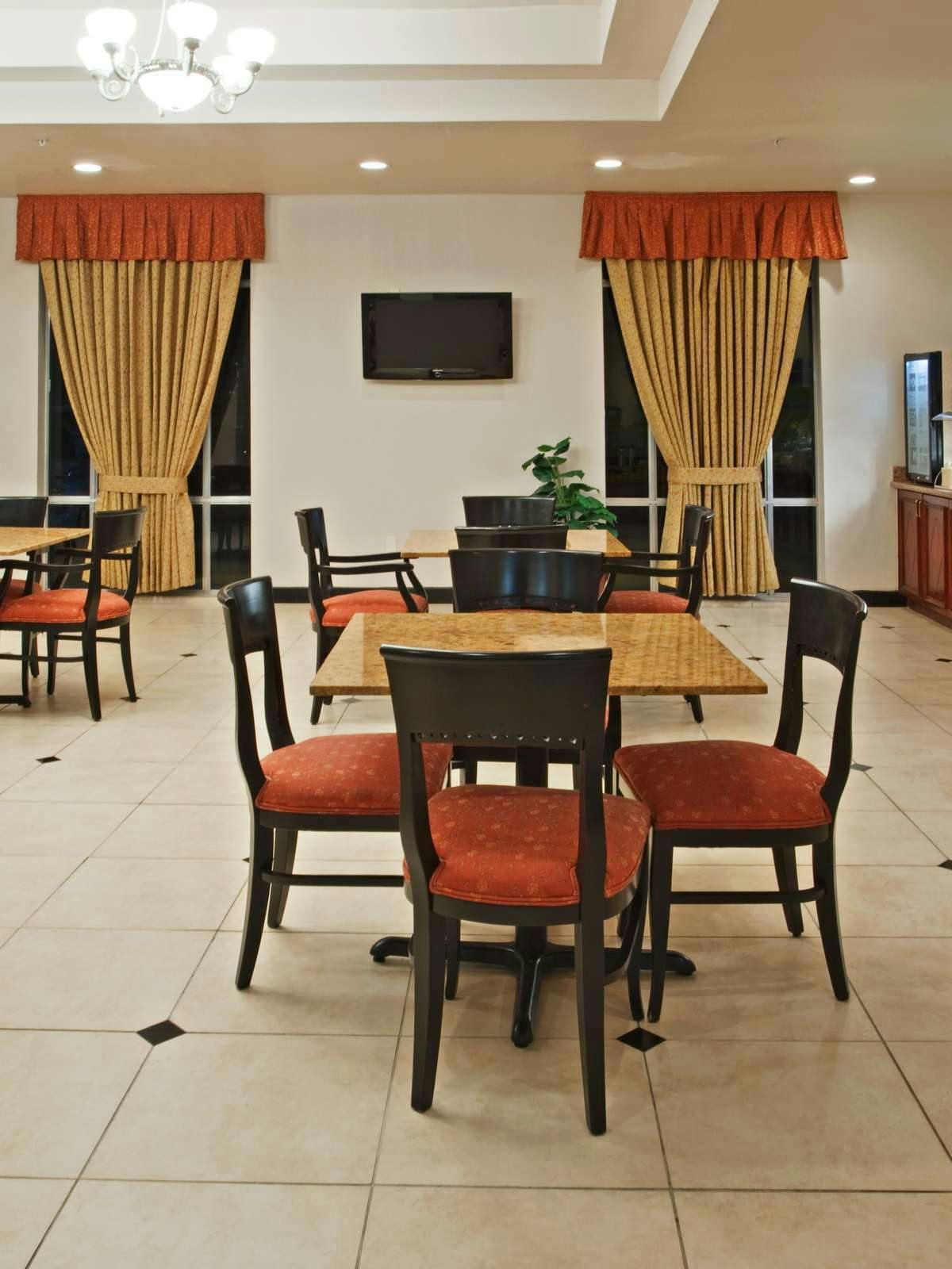 Hotel Holiday Inn Express Houston Downtown Convention Center photo 4