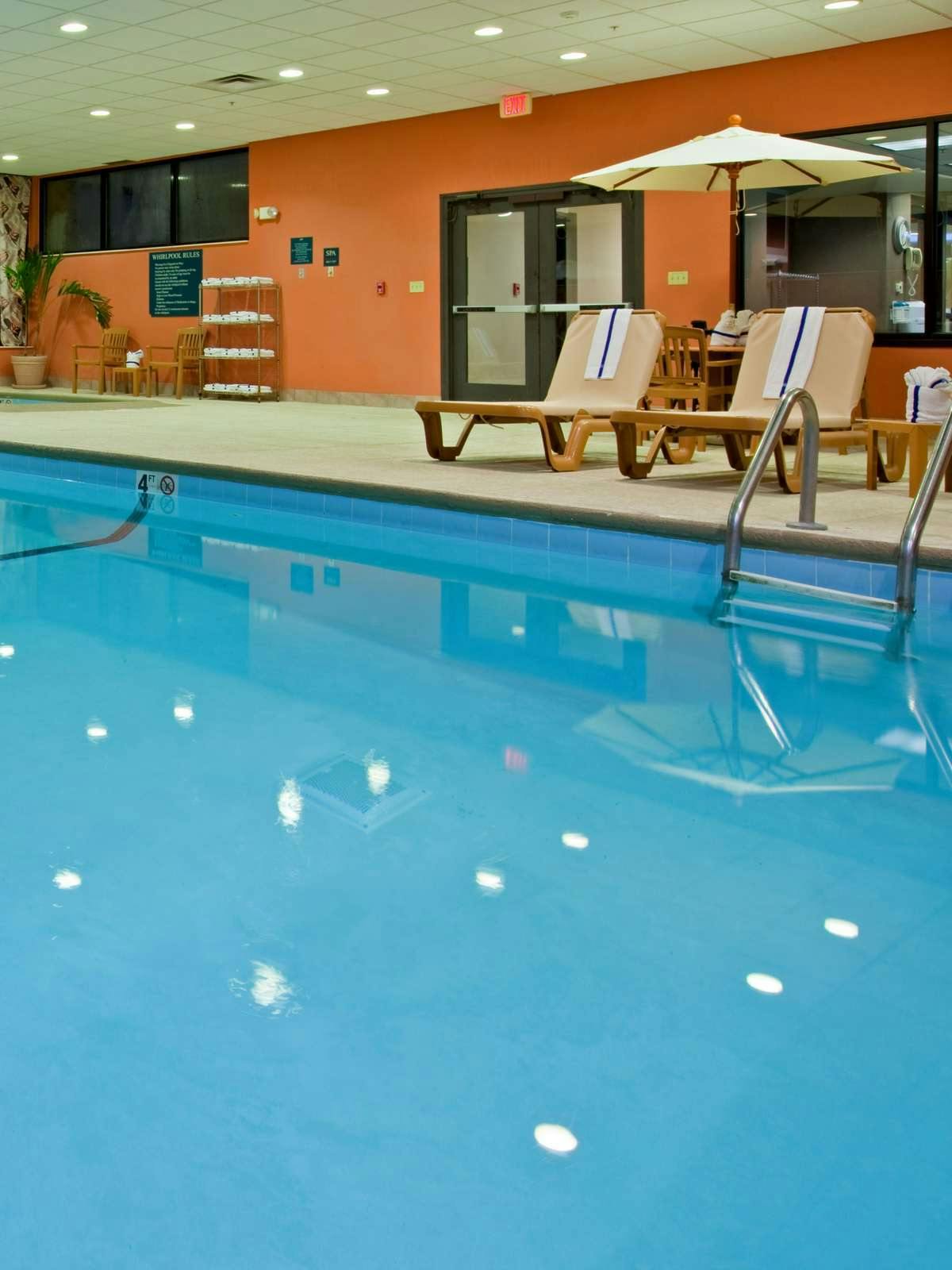 Hotel Holiday Inn Express Indianapolis South photo 5