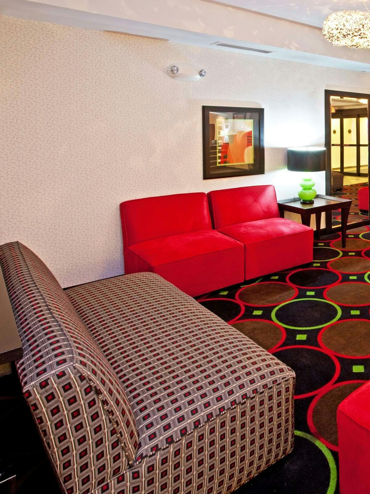 Hotel Holiday Inn Express Indianapolis Southeast photo 3