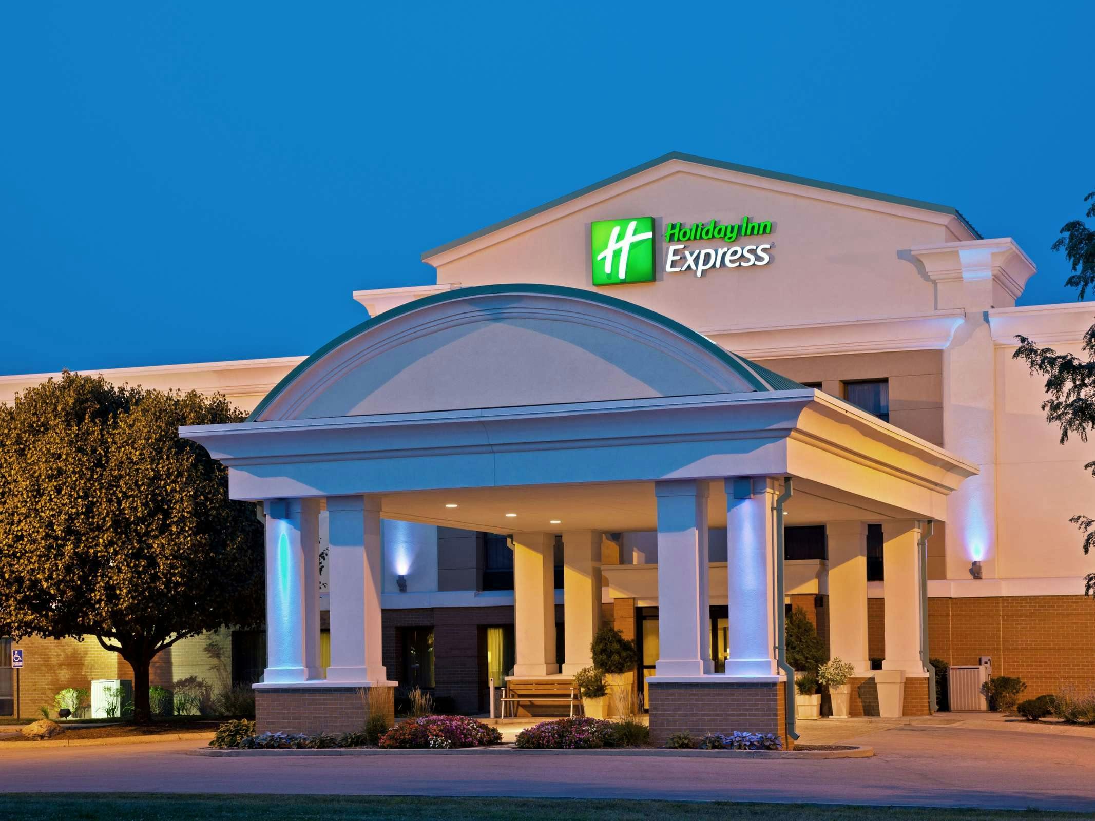 Holiday Inn Express Indianapolis Airport