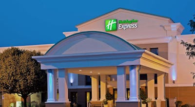 Holiday Inn Express Indianapolis Airport